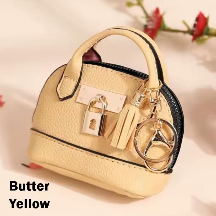 Miniature Lock Purse Bag Charm / Favor with Mini Beauty Essentials