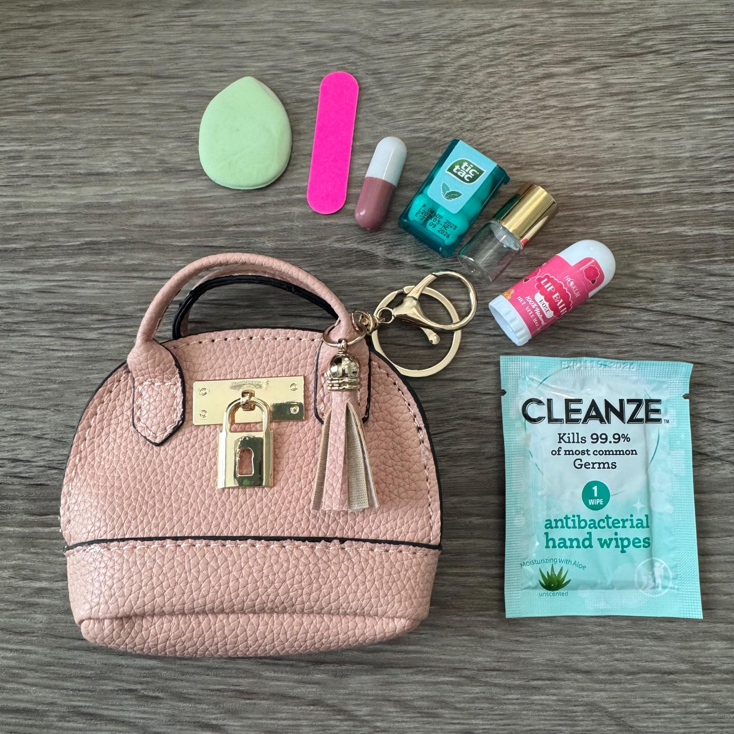 Miniature Lock Purse Bag Charm / Favor with Mini Beauty Essentials